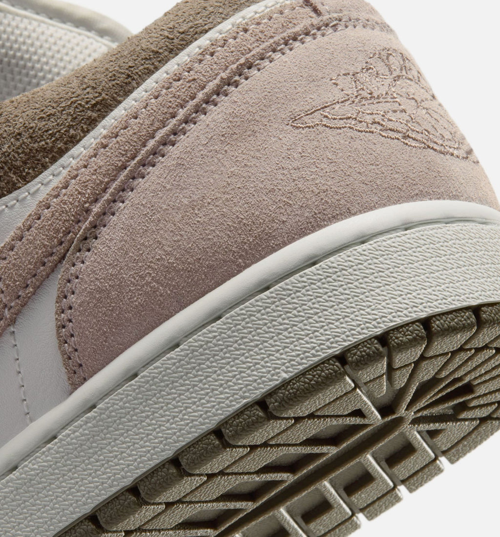 Air Jordan 1 Low Men's Lifestyle Shoe